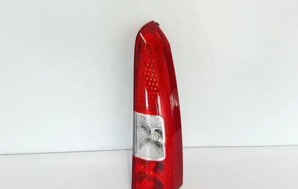 Volvo V70 Tailgate rear/tail lights
