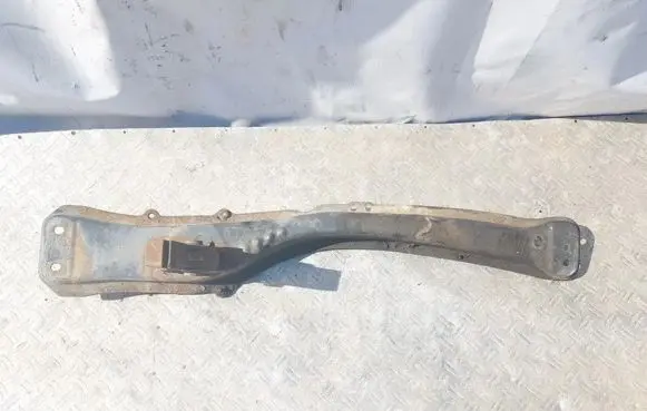 Toyota Avensis T220 Front subframe