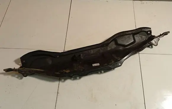 Mazda 2 Wiper trim 