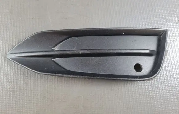Volvo S90, V90 Front bumper corner part panel trim 31425443