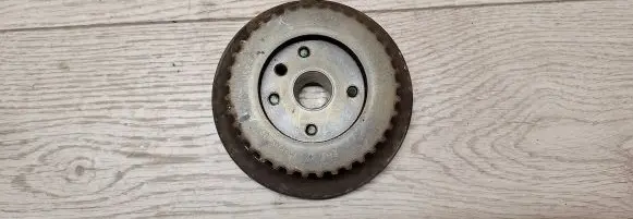 Audi A6 S6 C5 4B Fuel pump gear (pulley) 059130111d