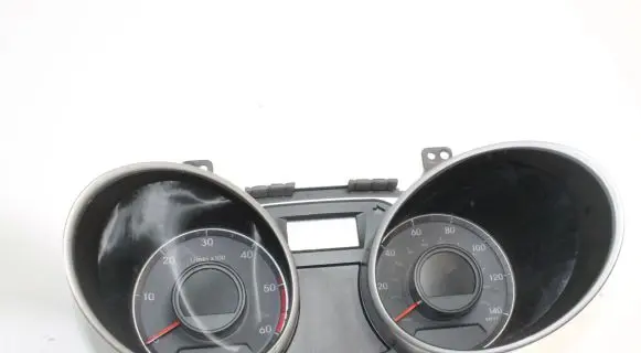 Hyundai ix35 Speedometer (instrument cluster) 940032Y330 940032Y350