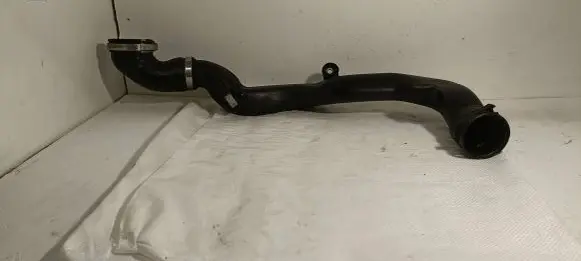 Volkswagen Golf VI Intercooler hose/pipe 1K0145762BL