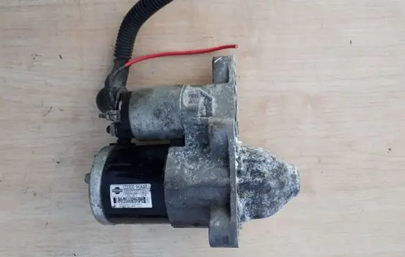 Nissan Juke I F15 Starter motor 233001KA1B