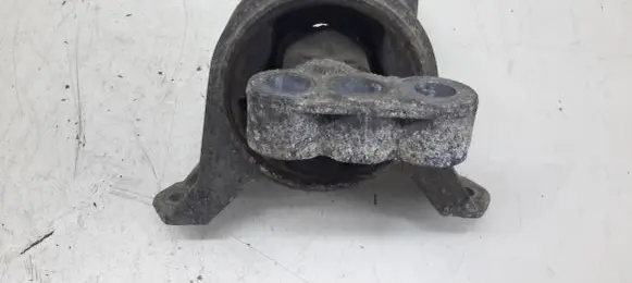 Opel Zafira A Engine mount bracket 90575772