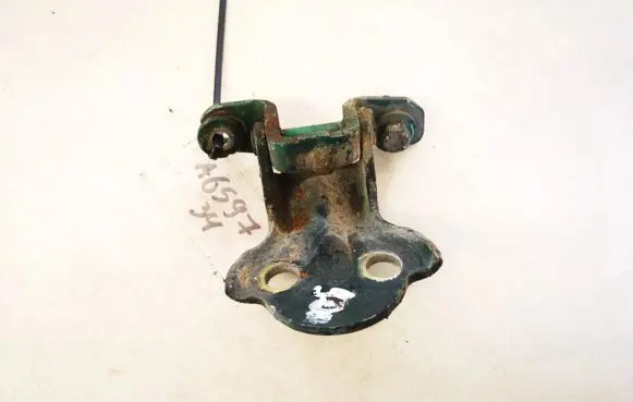 Mitsubishi Space Star Rear door lower hinge