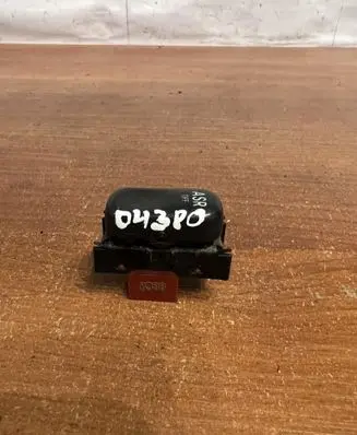 Mercedes-Benz C W202 ESP (stability program) switch 2108213451 D4380