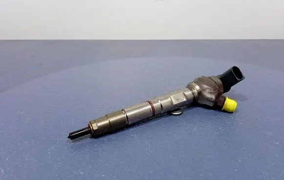 Audi A4 S4 B9 Fuel injector 04L130277AC