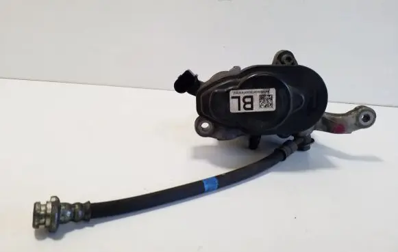 Nissan Qashqai J12 Rear brake caliper 7E913D
