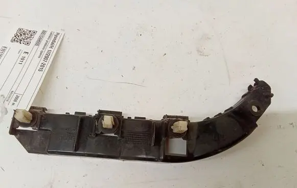 Hyundai H-1, Starex, Satellite Fender mounting bracket 865154H000