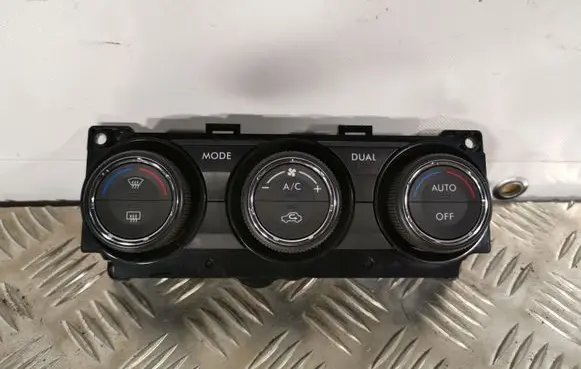 Subaru Forester SJ Climate control unit 72311SG090