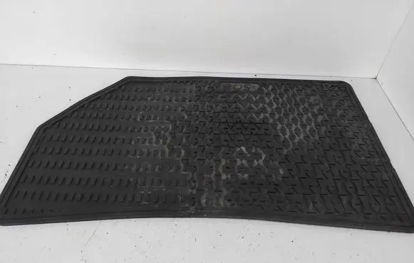 Peugeot 508 Front floor mat 9464GP 28926R