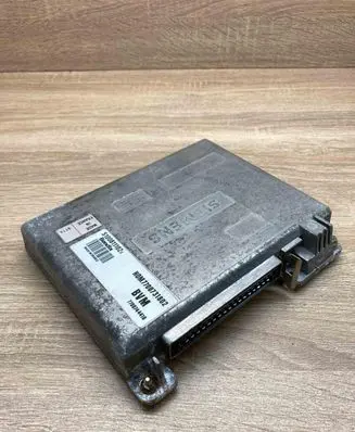 Renault 19 Engine control unit/module ECU HOM7700731802 7700744410