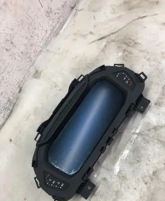 Audi Q3 F3 Speedometer (instrument cluster) 83a920700