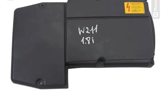 Mercedes-Benz E W211 Air filter box cover A2105840047