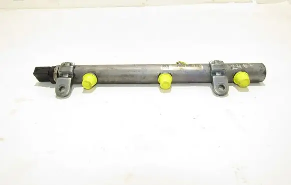 Mercedes-Benz C W204 Fuel main line pipe A6420703095