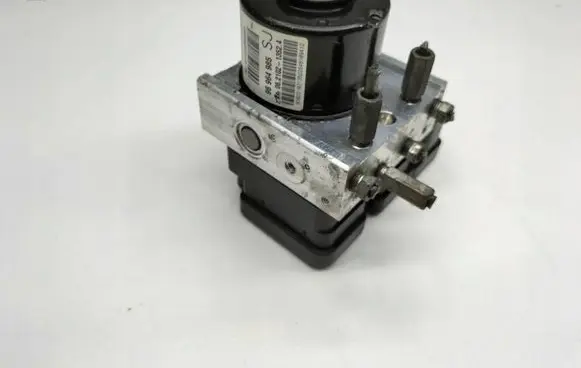 Chevrolet Aveo ABS Pump 96964985 06210213524