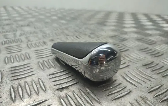 Peugeot 607 Gear lever shifter trim leather/knob