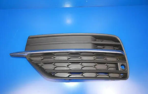 Volvo XC90 Front bumper lower grill 31383868