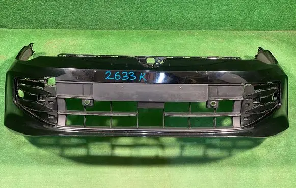 Volkswagen Golf VIII Front bumper 5H0807221T