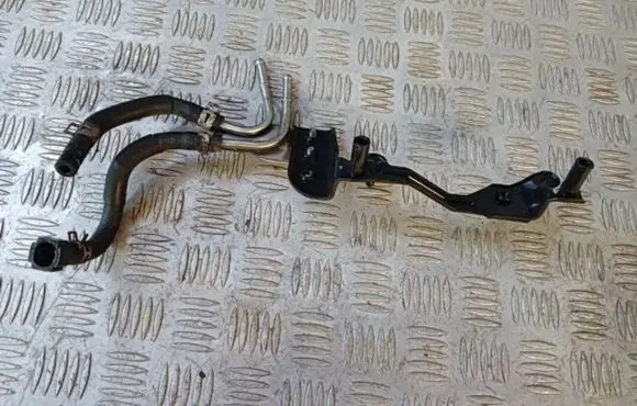 Suzuki Swift II Fuel line/pipe/hose 1585068L50 68L1010 201105051008
