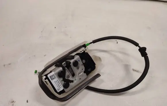 Tesla Model 3 Front door lock 106896400H A052111 AP118288A08035