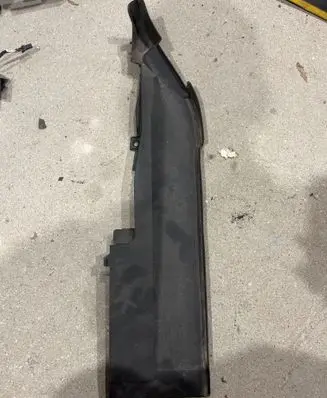 Audi A8 S8 D4 4H Fender end trim 4H0819335