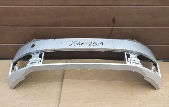 Skoda Octavia Mk3 (5E) Front bumper 5E0807221N