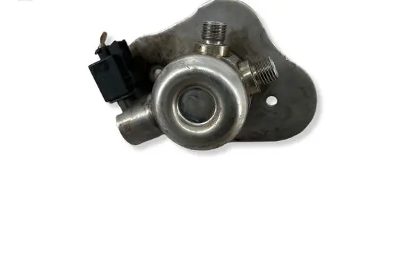 BMW 1 F20 F21 Fuel injection high pressure pump 0261520041 756247306 1000331017