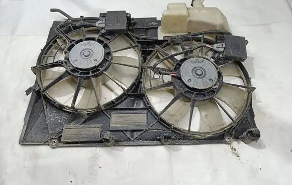 Lexus RX 330 - 350 - 400H Electric radiator cooling fan 4227502740 1636320400 1680004940