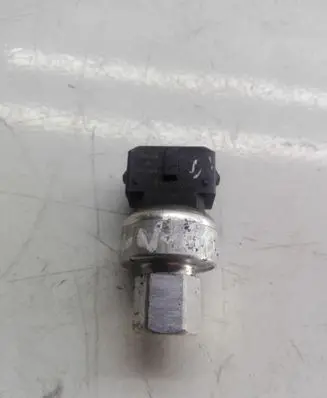 Volvo V60 Air conditioning (A/C) pressure sensor 31292004