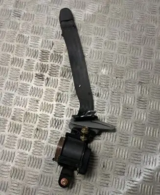 KIA Sorento Rear seatbelt