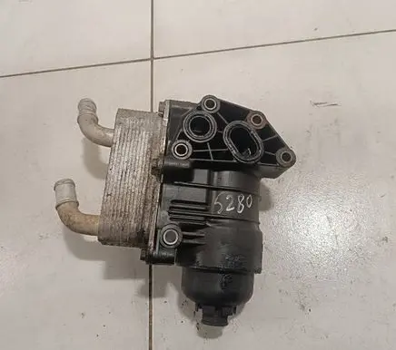 Hyundai Santa Fe Oil filter mounting bracket 264102F020 1307291026
