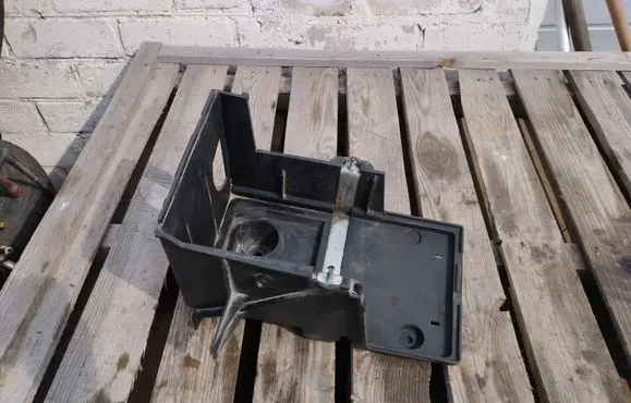 Volvo V50 Battery tray 3M5110723BR