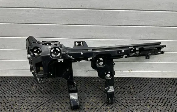 Mini One - Cooper F56 F55 Rear bumper mounting bracket 9450687 114129