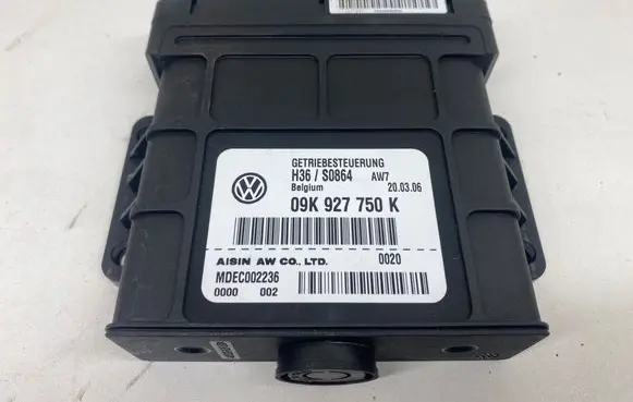 Volkswagen Touareg I Gearbox control unit/module 09K927750K