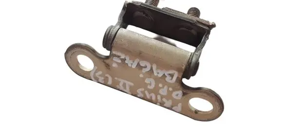 Toyota Prius (XW30) Tailgate/trunk/boot hinge