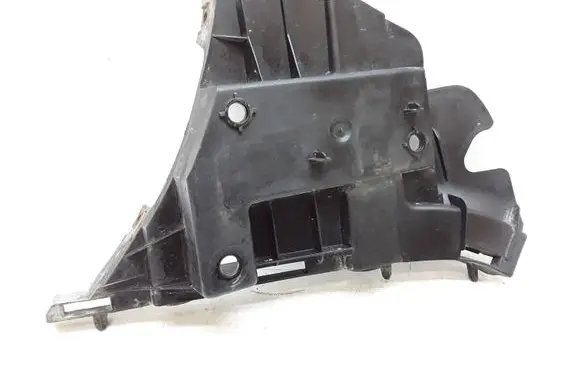 Volvo V70 Front bumper mounting bracket 31265345