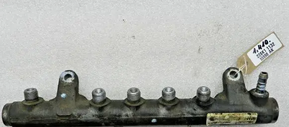 Volkswagen Golf VI Fuel main line pipe 03L089G 03L130089