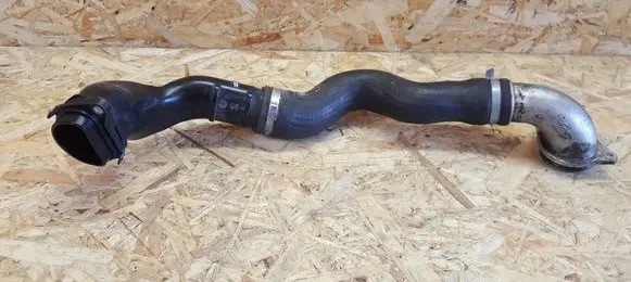 Opel Zafira B Intercooler hose/pipe 13223398 55350839