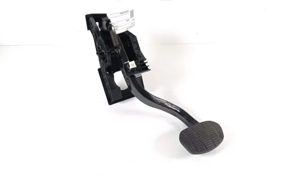 BMW X1 F48 F49 Brake pedal 6856596