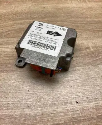 Opel Vectra B Airbag control unit/module 90569350 1923594