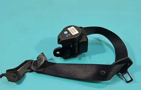 BMW X6 E71 Rear seatbelt 608914600C IMPRK1542071