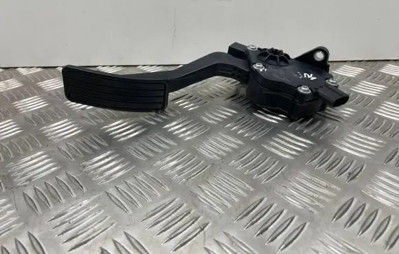 Subaru Outback Accelerator throttle pedal 36010AG140 1988007120