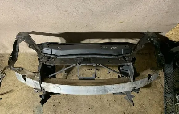Mercedes-Benz SL R230 Radiator support slam panel