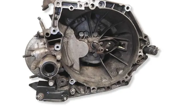 Peugeot Partner III Manual 6 speed gearbox 20V261