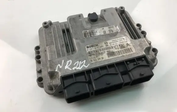 Peugeot 207 Engine control unit/module ECU 9661004480 0281012465