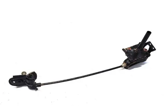 Mercedes-Benz Vito Viano W447 Spare wheel mounting bracket A6394000339
