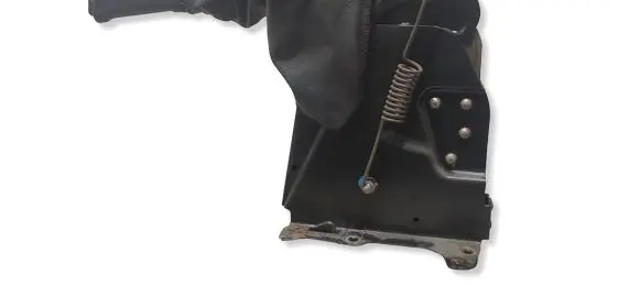 Iveco Daily 5th gen Hand brake release handle 