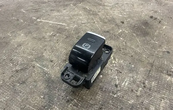 Alfa Romeo Stelvio Hand parking brake switch 01561506080 00379 D156506030